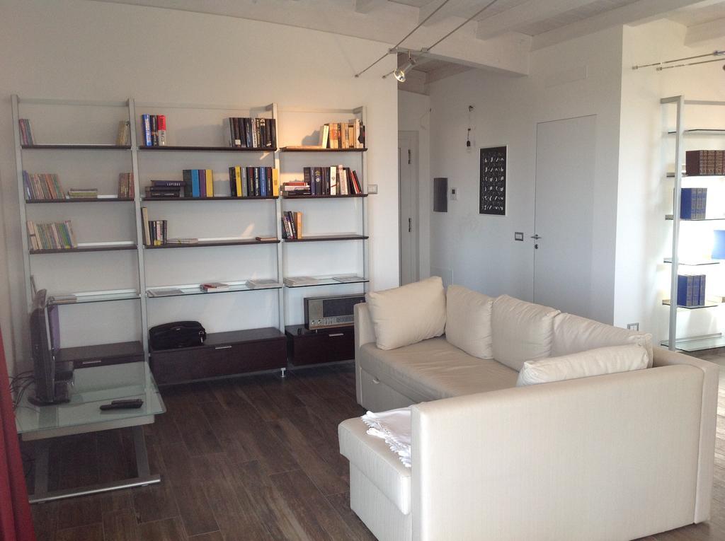 Appartement Casa Robilio à Maccagno Extérieur photo